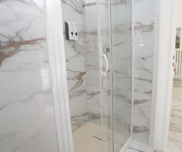 La Dimora Di Re Idomeneo Bed & Breakfast 4*