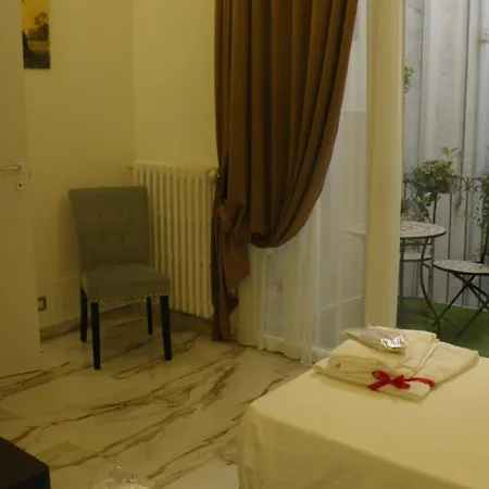 La Dimora Di Re Idomeneo فندق مبيت وإفطار ليتشي