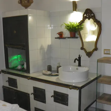 فندق مبيت وإفطار La Dimora Di Re Idomeneo 4*